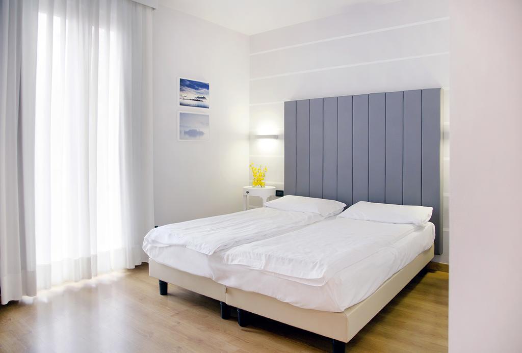 Hotel Serenella Μπαβένο Εξωτερικό φωτογραφία